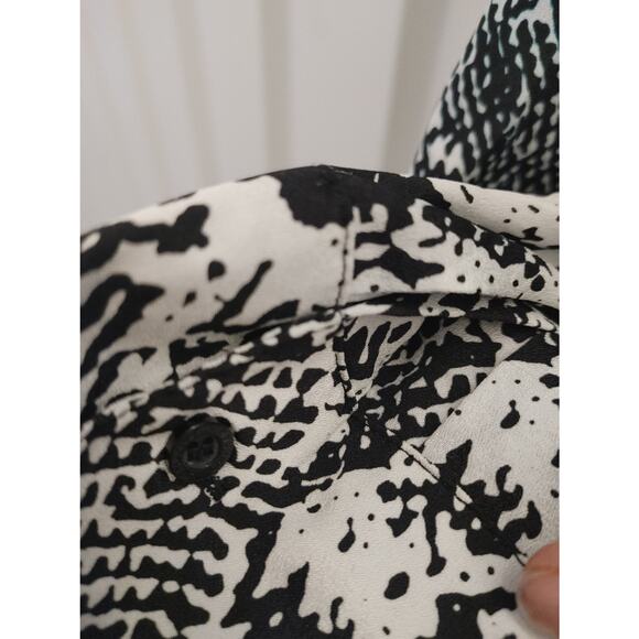 Calvin Klein Button Down Blouse Top Vneck Snake Print Large Blue Black - Picture 3 of 5